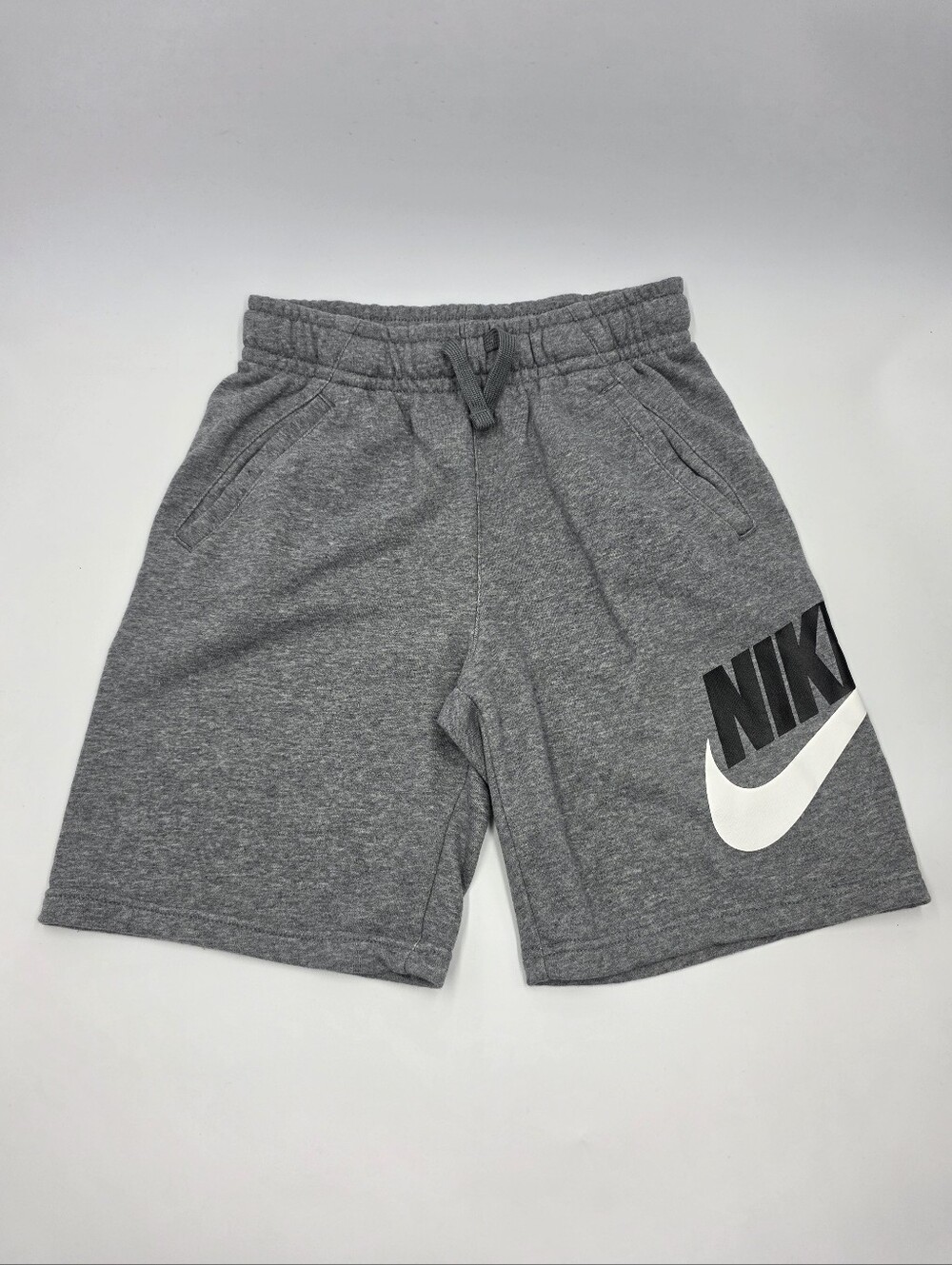 Nike boys' gray sweatshorts size L